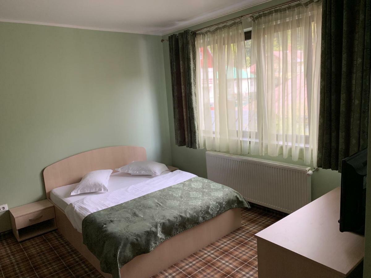 Vila Curcubeu Hotel Buşteni Zewnętrze zdjęcie
